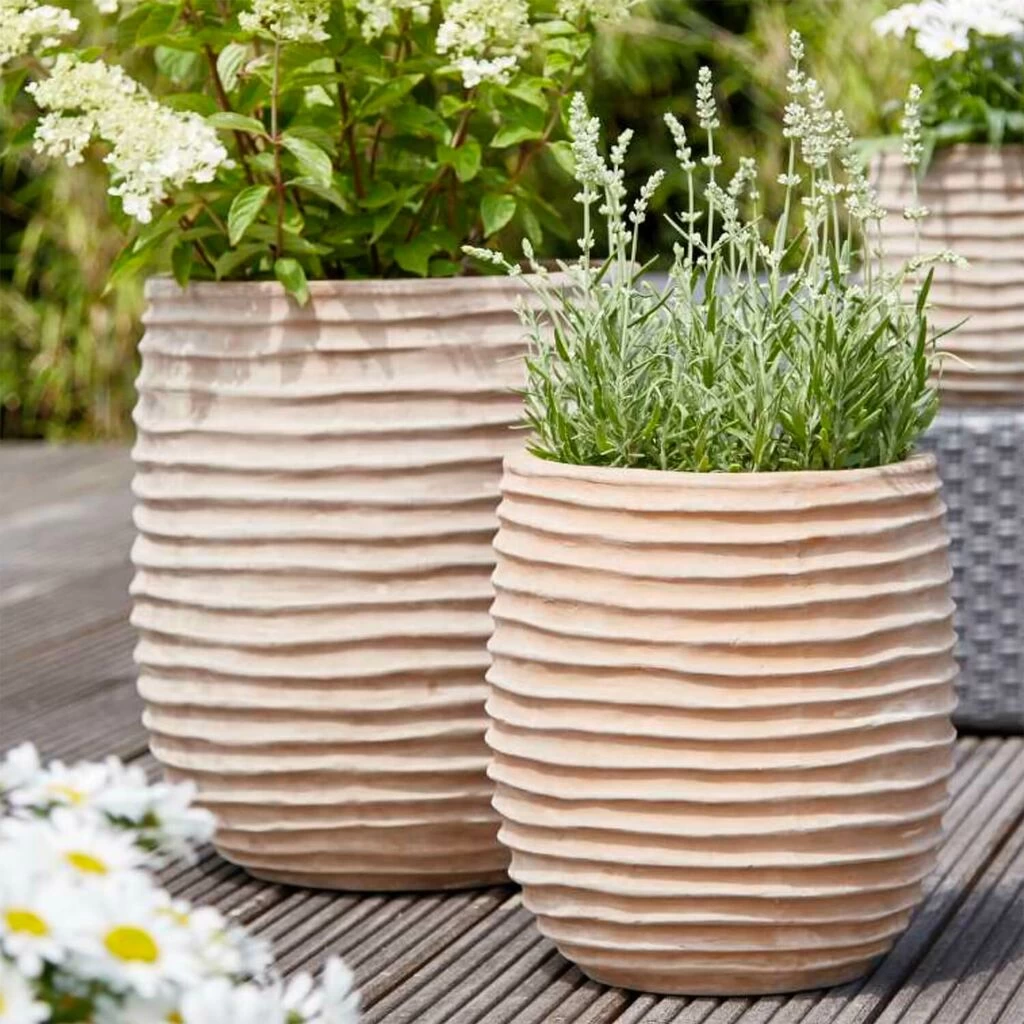 3er Set Runde Pflanzkübel Mit Rillen - Terrakotta - Tani 1 3er Set Runde Pflanzkübel Mit Rillen - Terrakotta - Tani