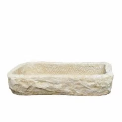 Eckiger Pflanzkasten Aus Steinguss Mit Unebener Oberfläche - Garrya