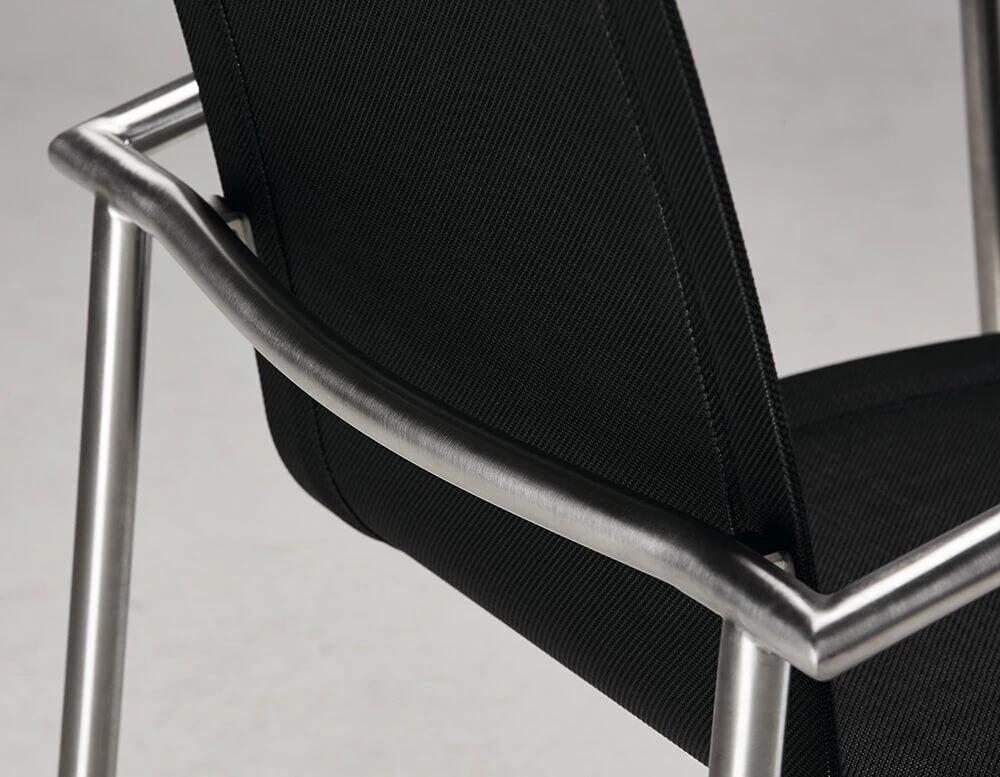 Eleganter Stapelstuhl Aus Edelstahl/Ergotex - Lucidum Stuhl 5 Eleganter Stapelstuhl Aus Edelstahl/Ergotex - Lucidum Stuhl – Bild 5