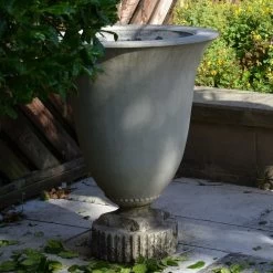 Englische Blumenvase Steinguss - Hades -Gartenwelt Geschaft englische blumenvase steinguss hades4