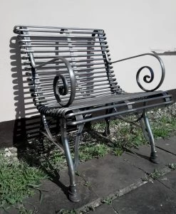 Französischer Gartenstuhl Mit Armlehne Antik - Etienne -Gartenwelt Geschaft franzoesischer gartenstuhl mit armlehne antik etienne6