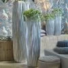 Indoor Pflanzvase Mit Einsatz Aus Polystone - Silber - Rund - Senkrechte Rillenmuster - Adanna
