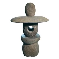 Japanische Gartenlaterne Aus Naturstein In Handarbeit Gefertigt - Rian