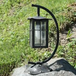 Klassische Sockel- Oder Wandleuchte Aus Schmiedebronze - Estonia