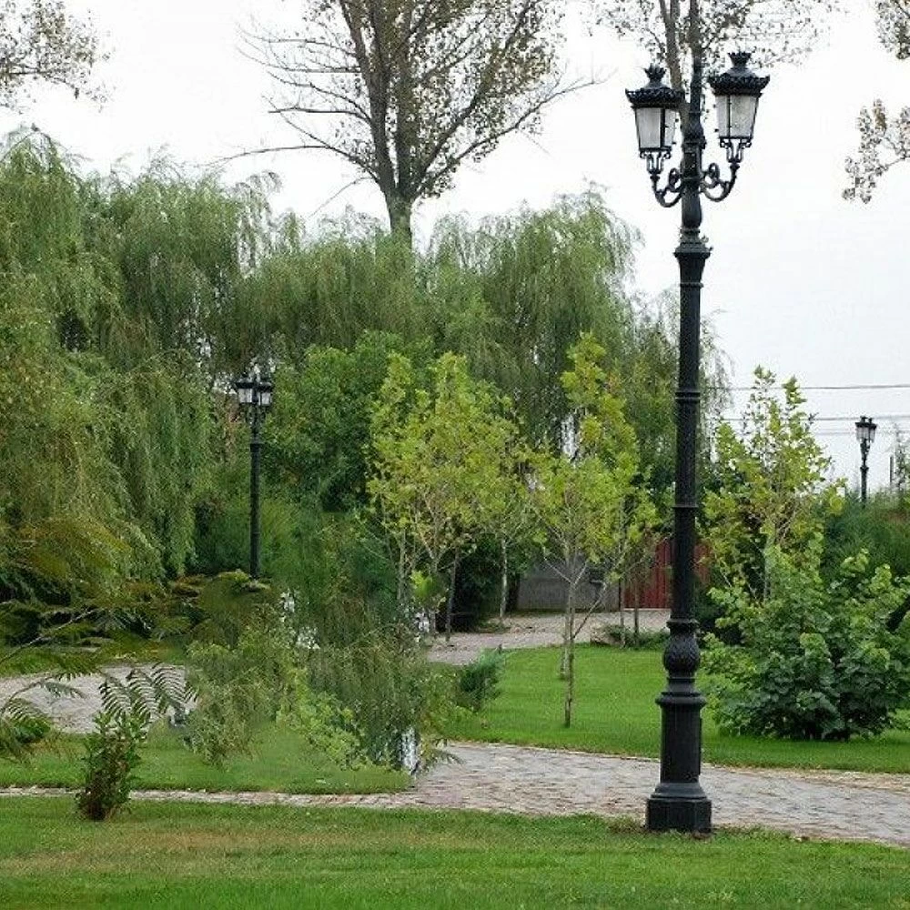 Klassische Straßenbeleuchtung Aus Gusseisen Mit Zwei Leuchten - Steinbjorn 1 Klassische Straßenbeleuchtung Aus Gusseisen Mit Zwei Leuchten - Steinbjorn