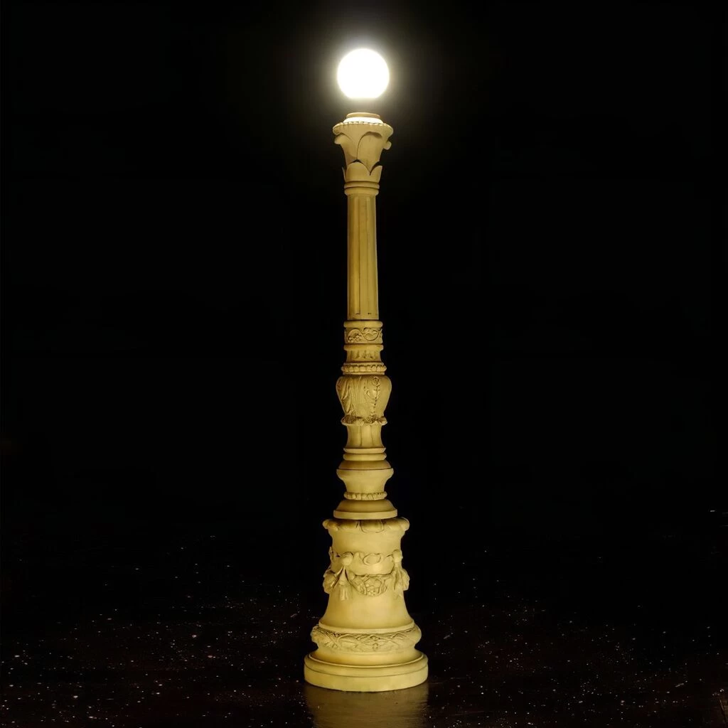 Kunstvoll Verzierter Laternensockel Für Gärten Und Parks - Annalena 5 Kunstvoll Verzierter Laternensockel Für Gärten Und Parks - Annalena – Bild 5