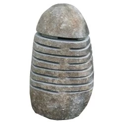 Moderne Naturstein Gartenlaterne Mit Schlitzen - Okinawa