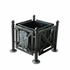 Quadratischer Blumenkasten Aus Gusseisen Zur Dekoration - Hanna