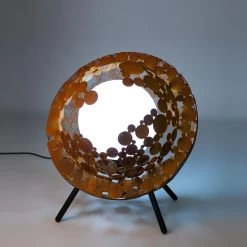 Rostfarbene Kugelförmige Beleuchtung Aus Metall - Yago -Gartenwelt Geschaft rostfarbene kugelfoermige beleuchtung aus metall yago4