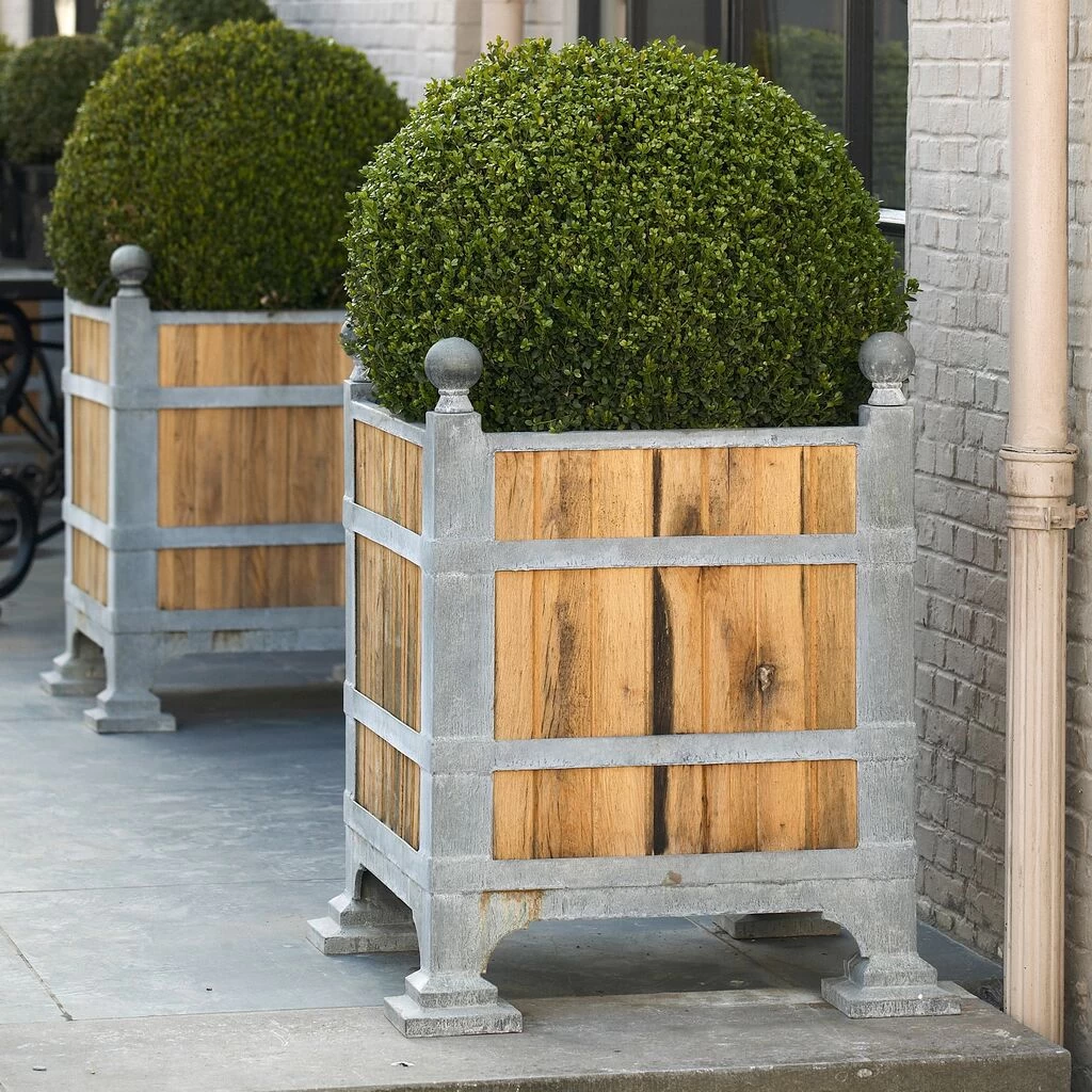 Rustikaler Pflanz Übertopf Aus Stahl & Eichenholz - Wirumano 1 Rustikaler Pflanz Übertopf Aus Stahl & Eichenholz - Wirumano